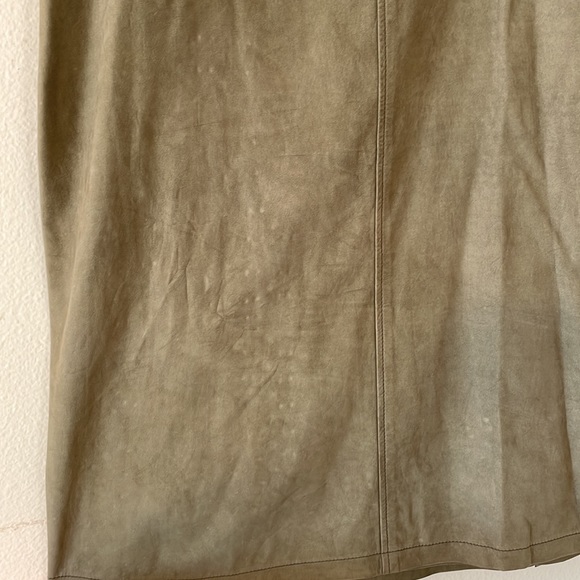 Frame khaki green suede midi wrap skirt - Picture 10 of 16